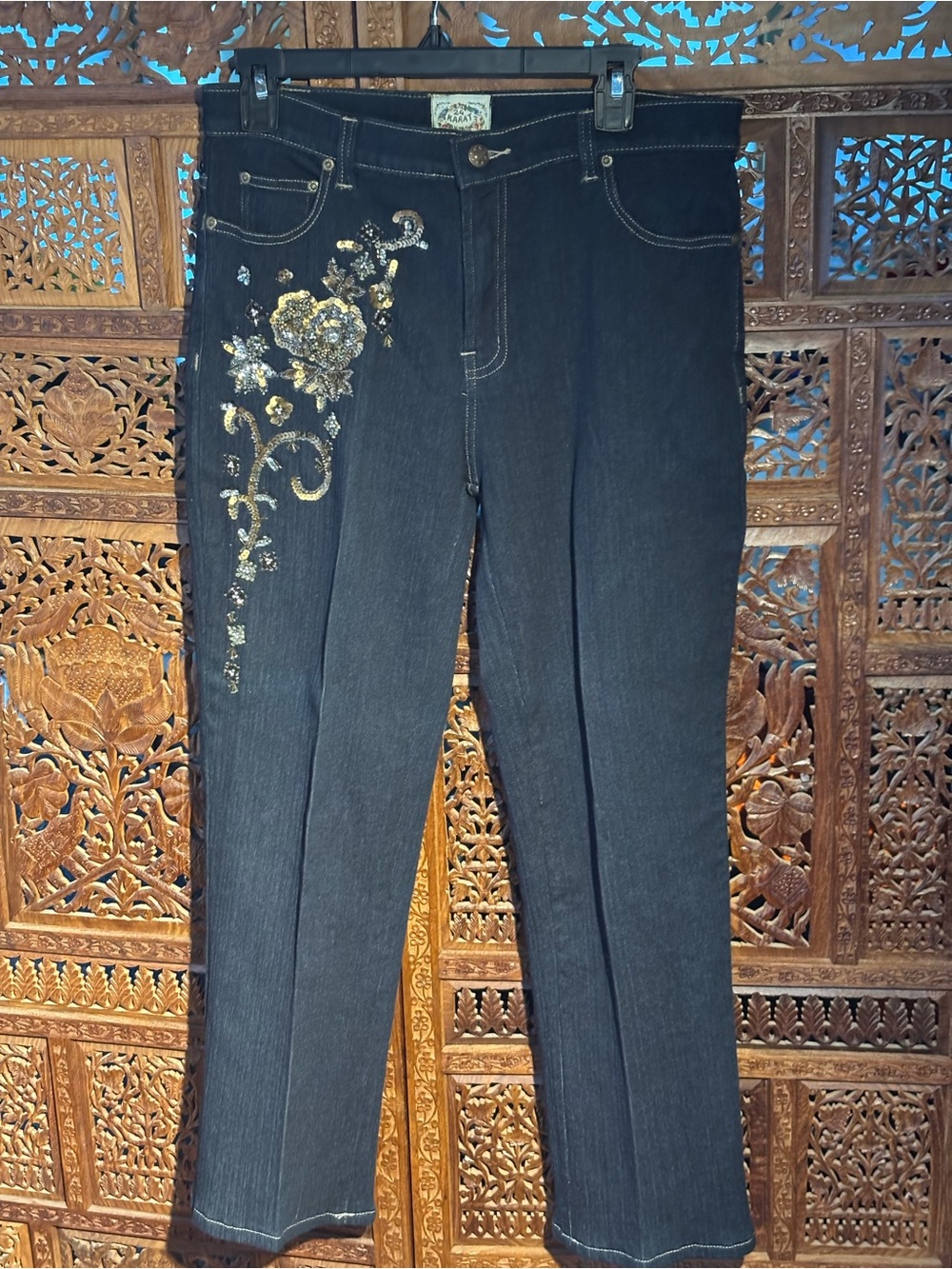 Women’s Dark Blue Straight-Leg Jeans with Gold Sequin Floral Accent